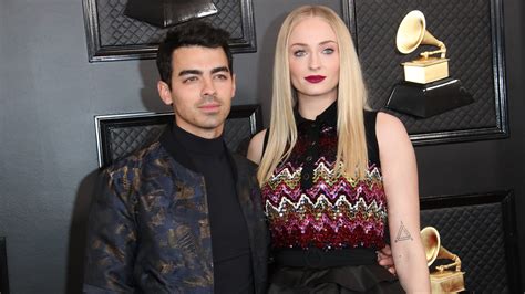 Sophie Turner criticizes disgusting paparazzi photos of daughter